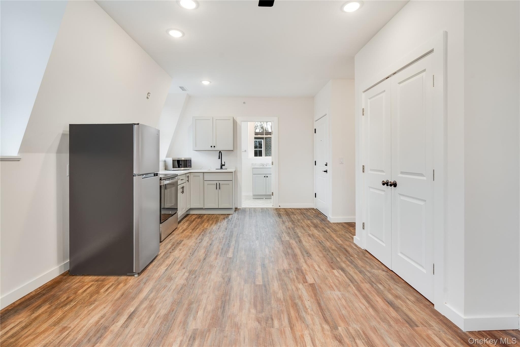 81 Market Street - Photo 4