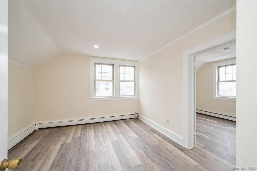 36 Tyler Avenue - Photo 10
