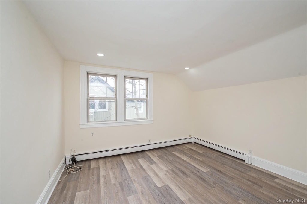 36 Tyler Avenue - Photo 2