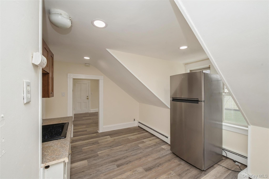 36 Tyler Avenue - Photo 6