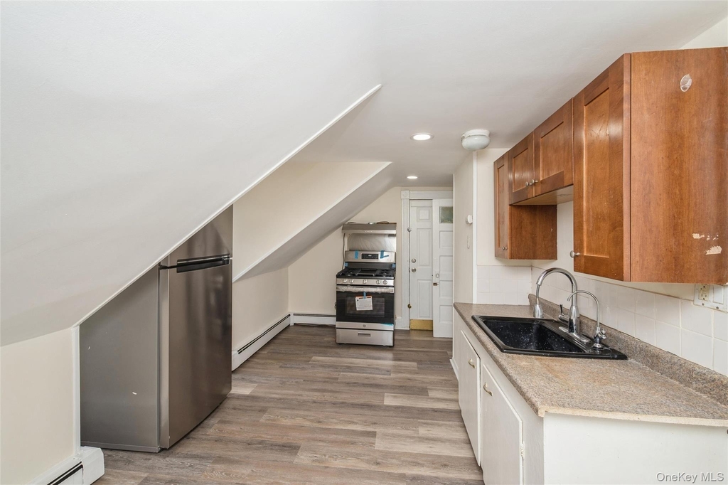 36 Tyler Avenue - Photo 5