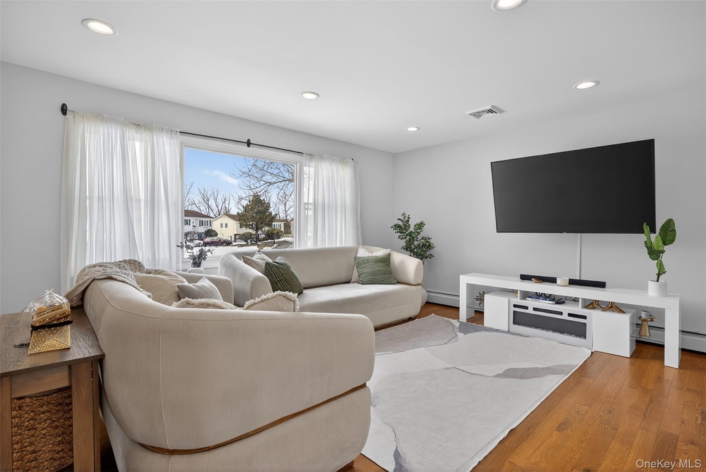 4 Millard Circle - Photo 8