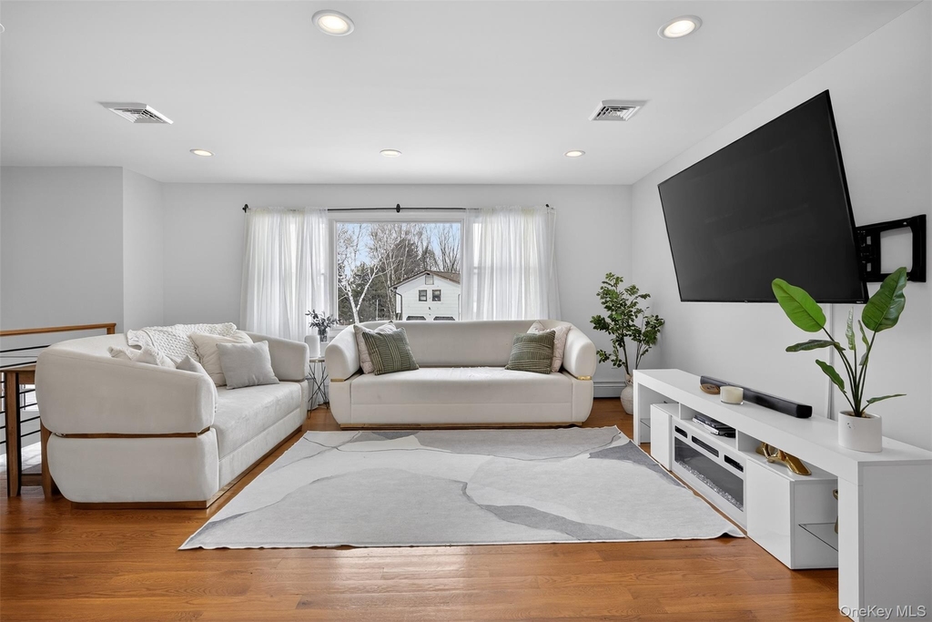 4 Millard Circle - Photo 7