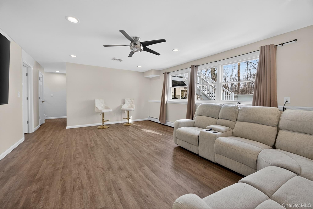 4 Millard Circle - Photo 24