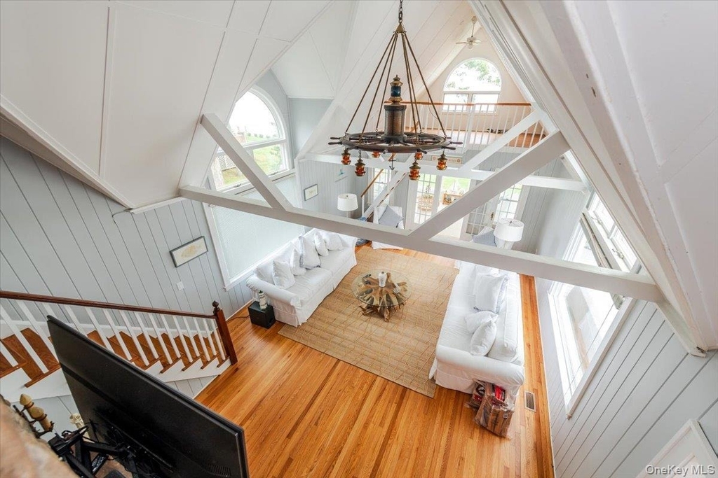 100 W Shore Drive - Photo 14