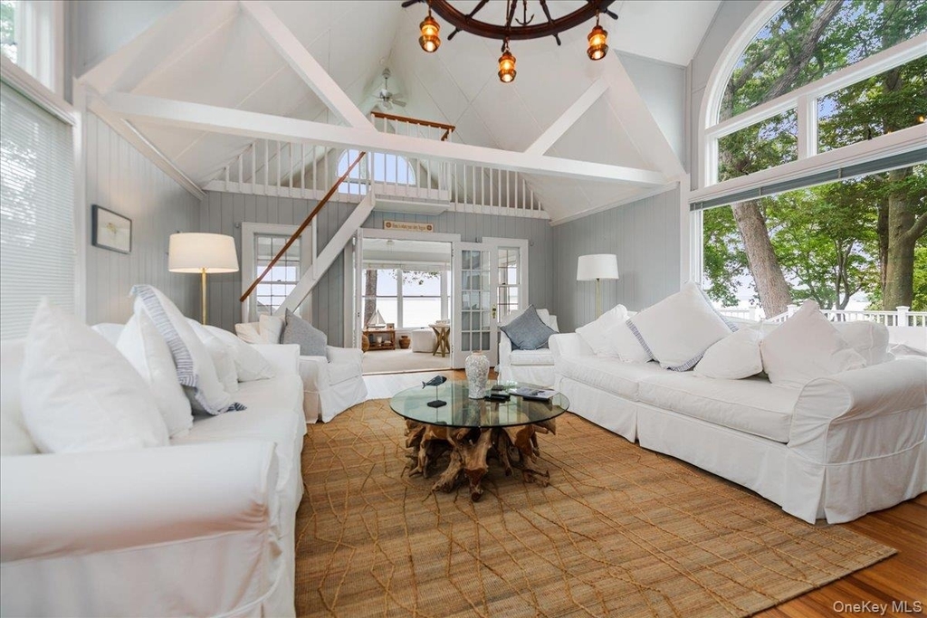 100 W Shore Drive - Photo 11