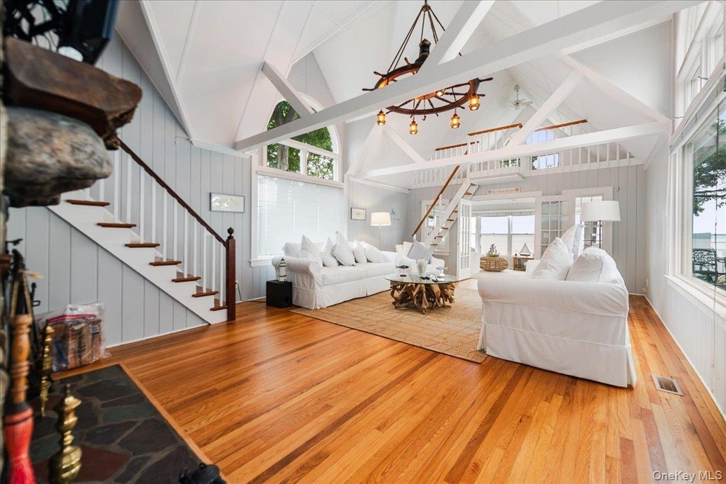 100 W Shore Drive - Photo 13