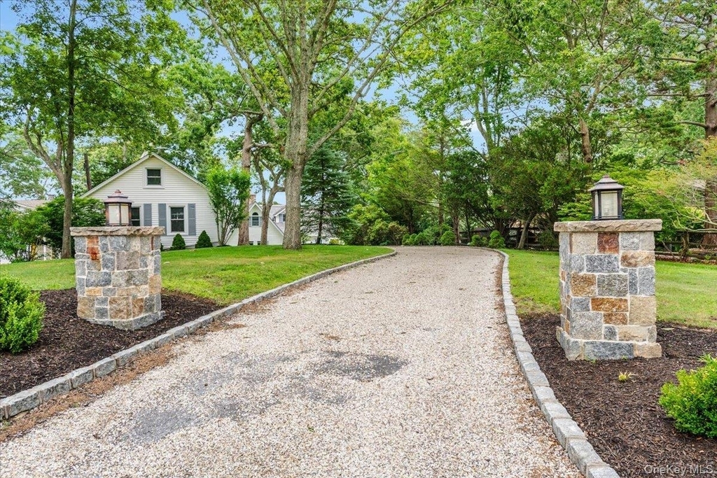 100 W Shore Drive - Photo 33