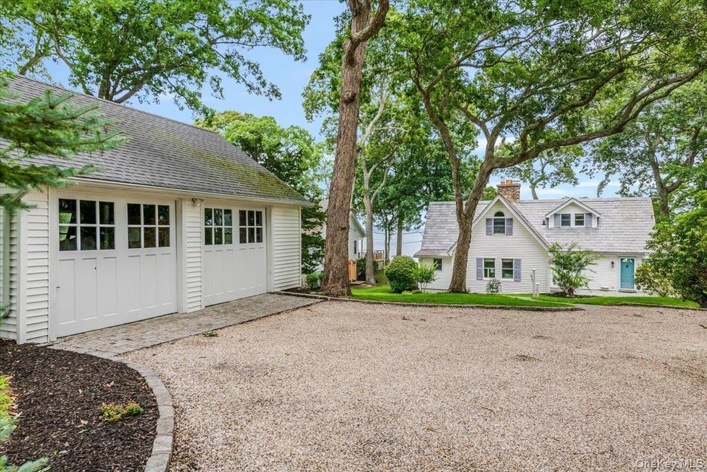 100 W Shore Drive - Photo 35
