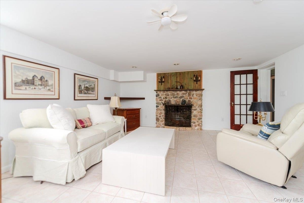 100 W Shore Drive - Photo 28