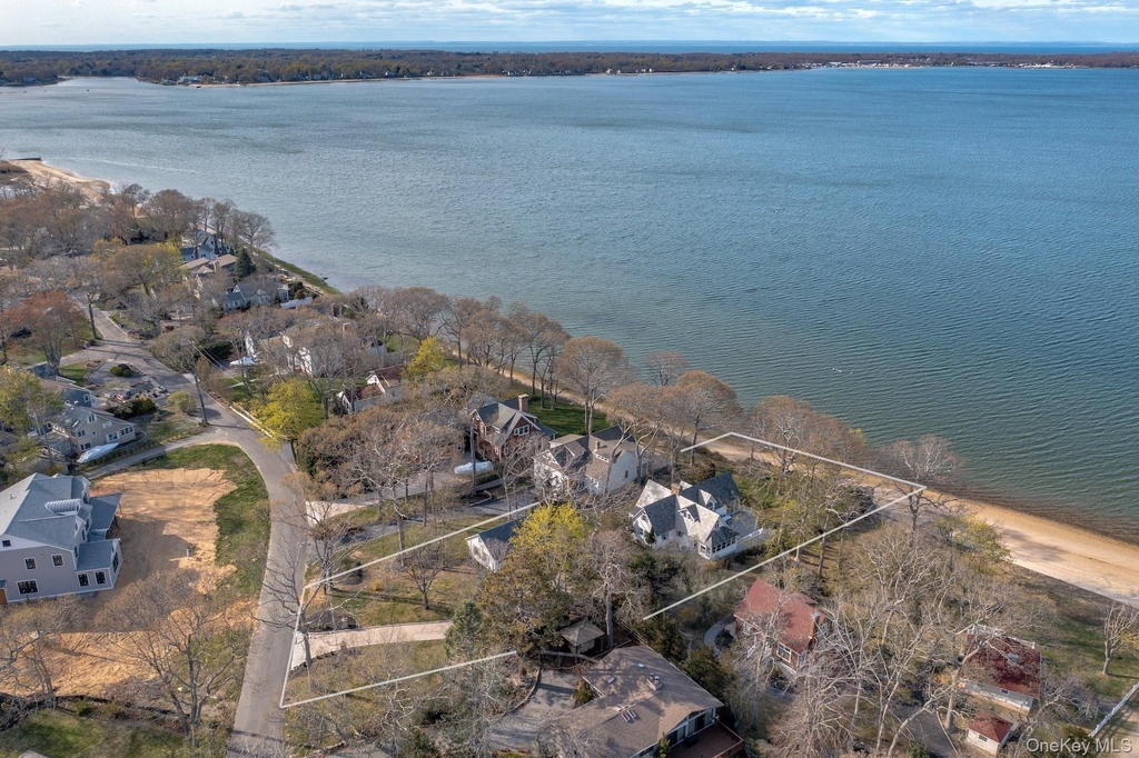 100 W Shore Drive - Photo 38