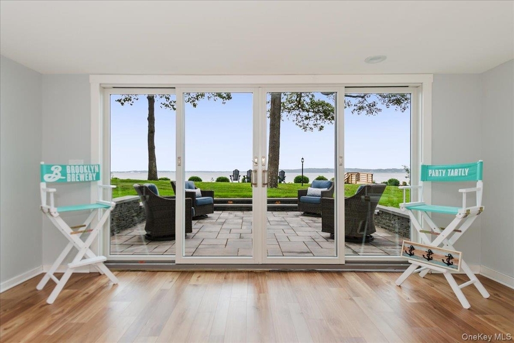 100 W Shore Drive - Photo 16