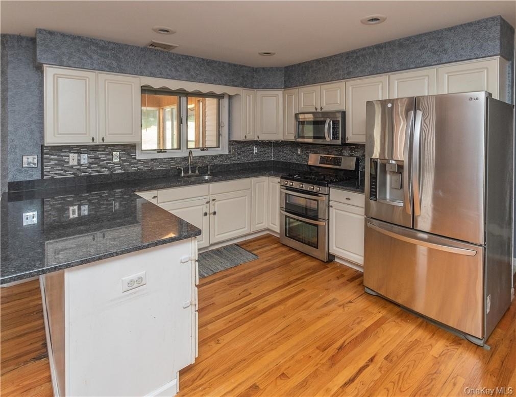 11 Peterson Road - Photo 3