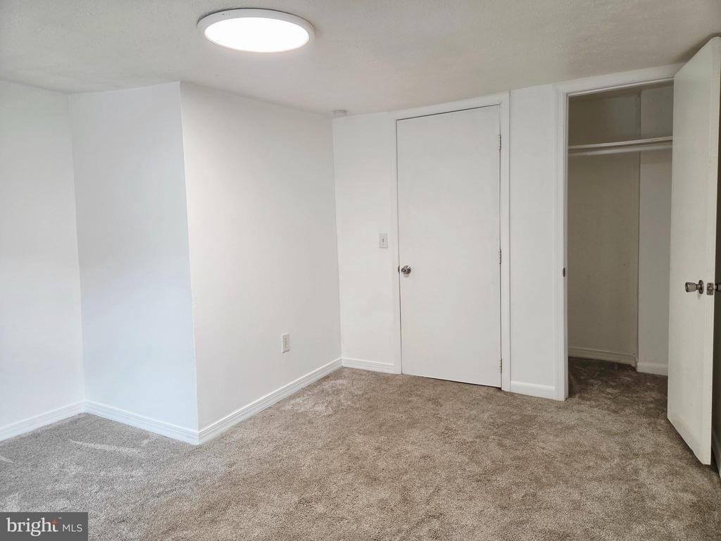 233 Kern Street - Photo 12