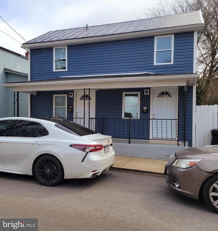 233 Kern Street - Photo 1