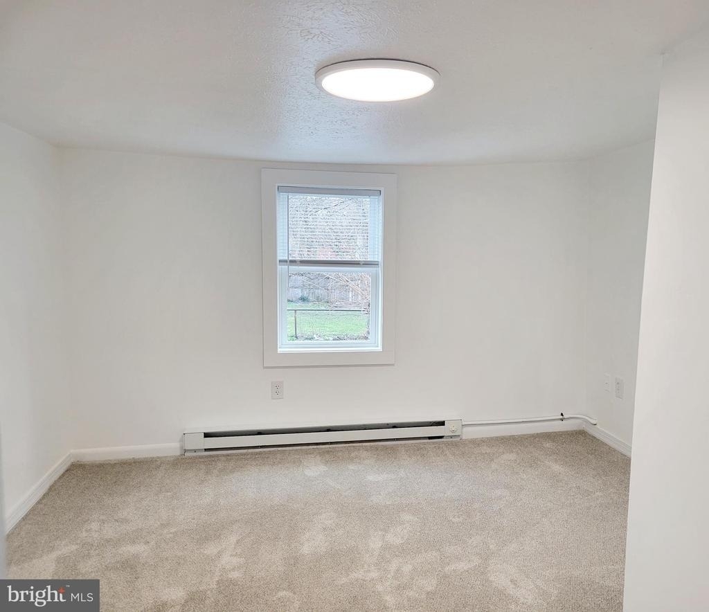 233 Kern Street - Photo 9