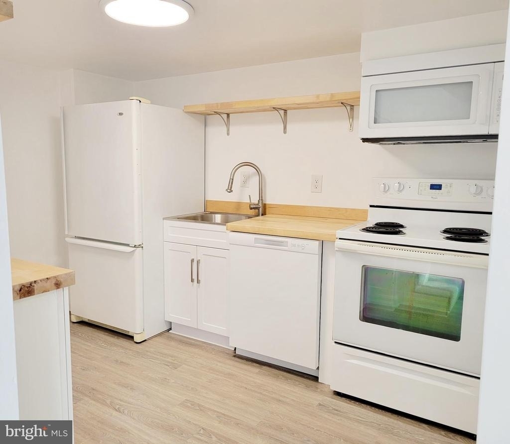 233 Kern Street - Photo 5