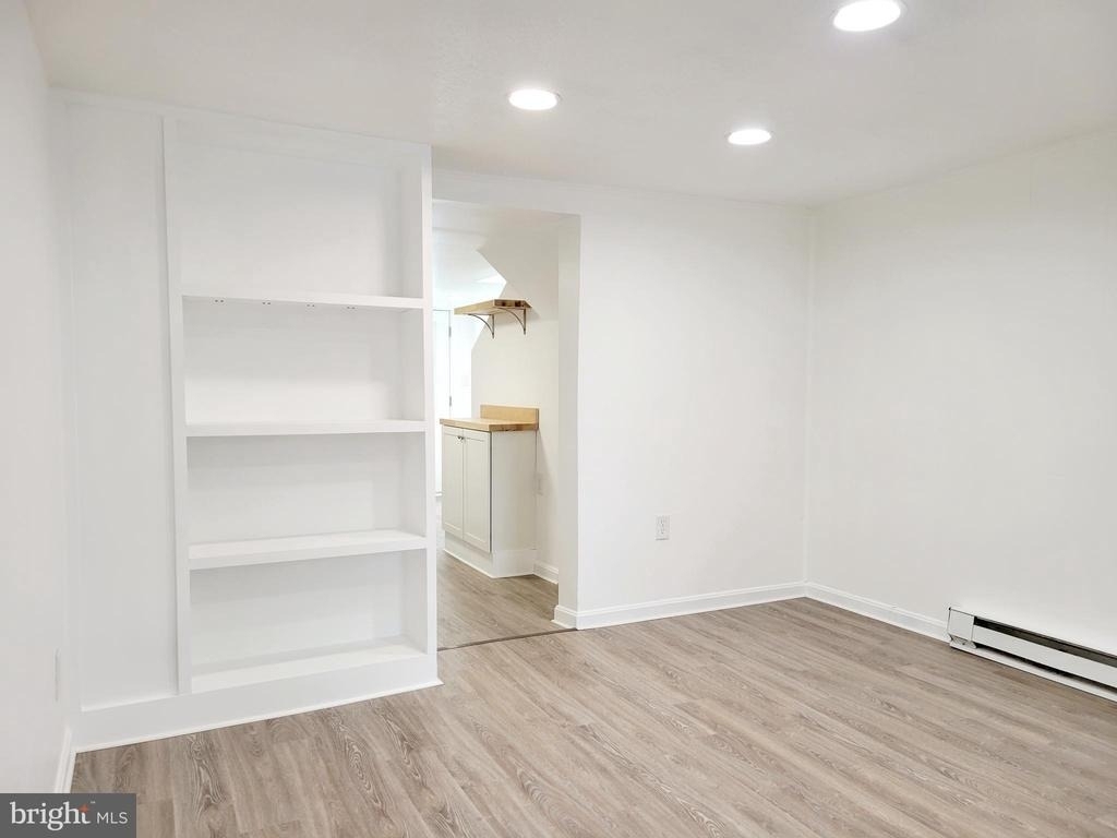 233 Kern Street - Photo 3