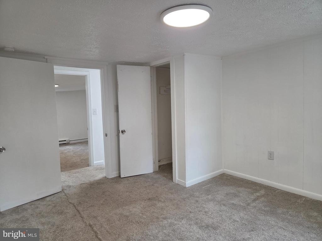 233 Kern Street - Photo 10