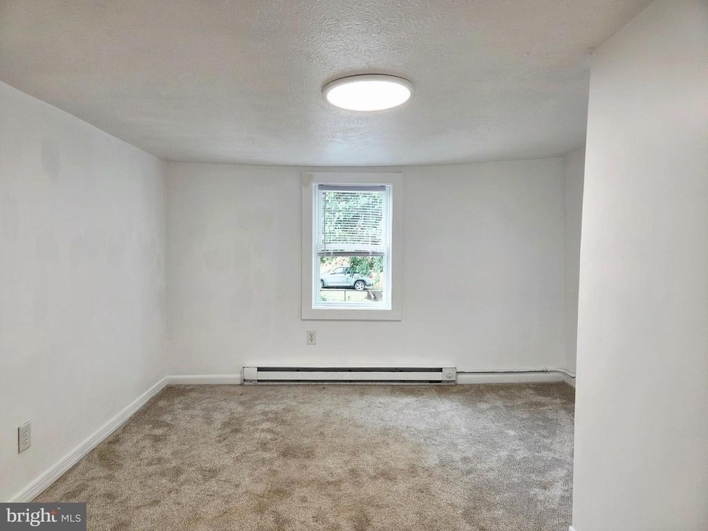 233 Kern Street - Photo 11