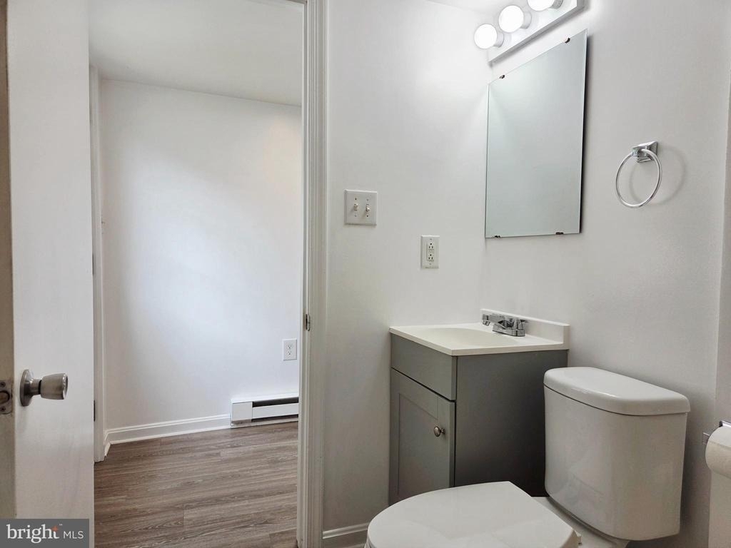 233 Kern Street - Photo 8