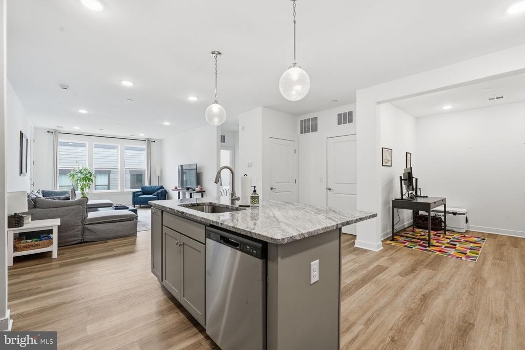 21950 Garganey Terrace - Photo 8