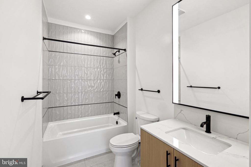 2051 S. Bell Street - Photo 1