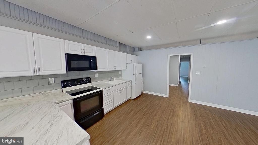 121 S Main Street - Photo 1