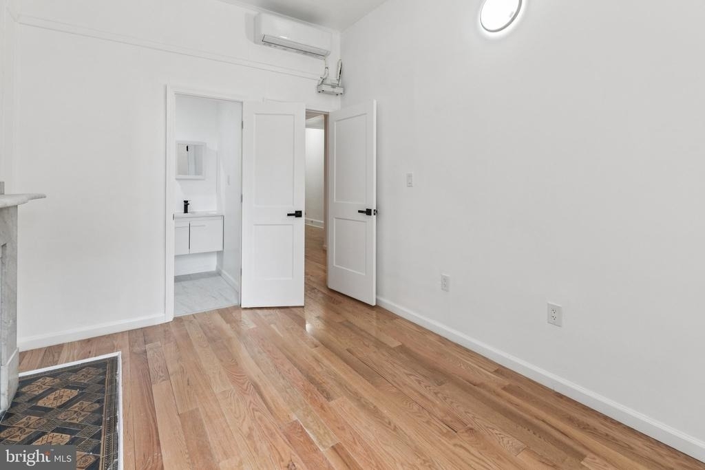 1225 Spruce Street - Photo 12