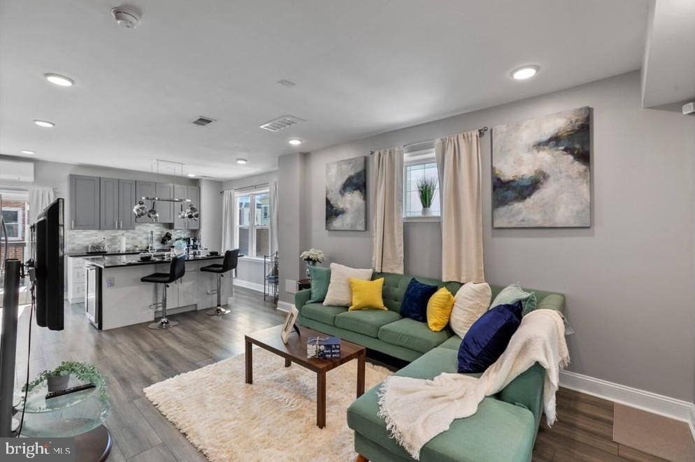 1449 S 32nd Street - Photo 4
