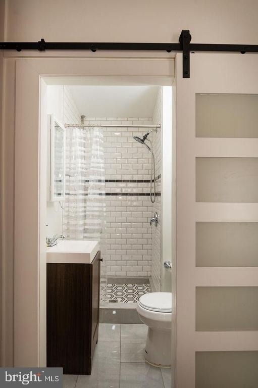 1915 N Darien Street - Photo 15