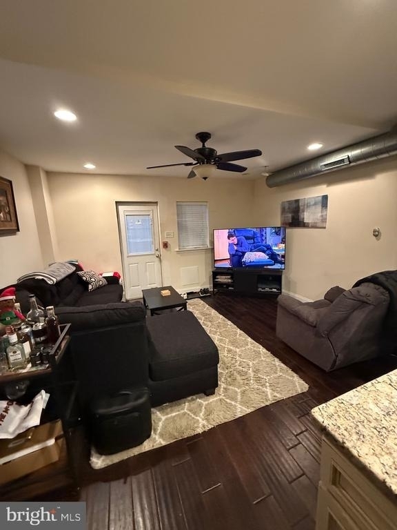 6110 Ridge Avenue - Photo 5