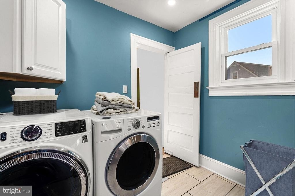 117 Park Avenue - Photo 2
