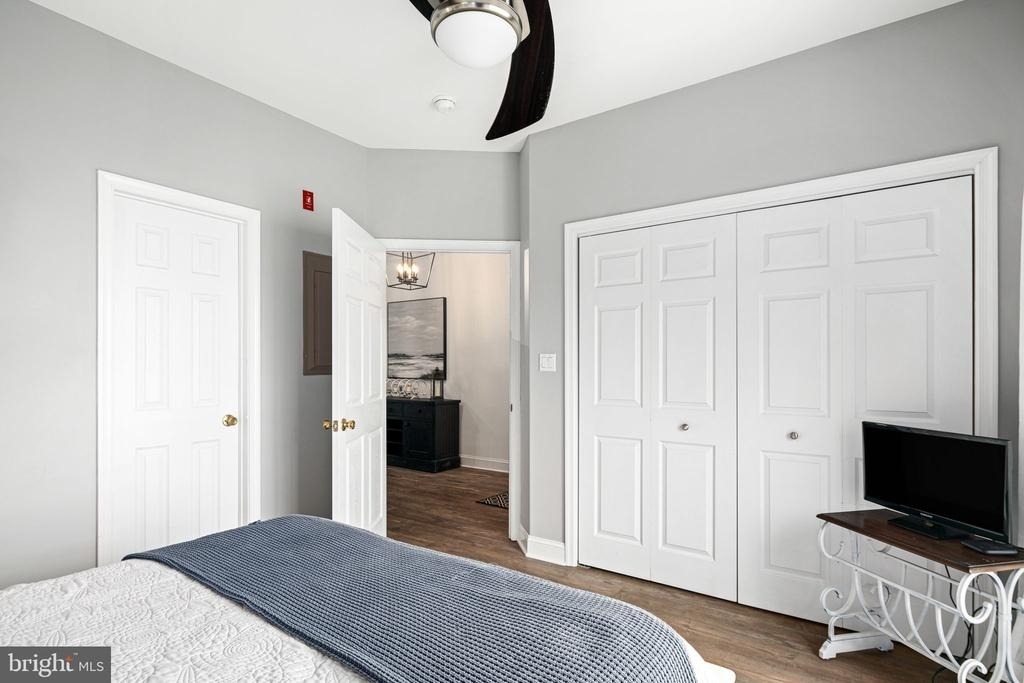 536 W Montgomery Avenue - Photo 12