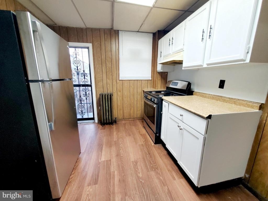 2729 Ashland Avenue - Photo 11