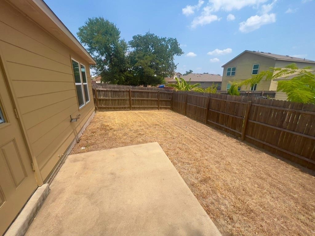 5813 Knoll Pines Pass - Photo 1