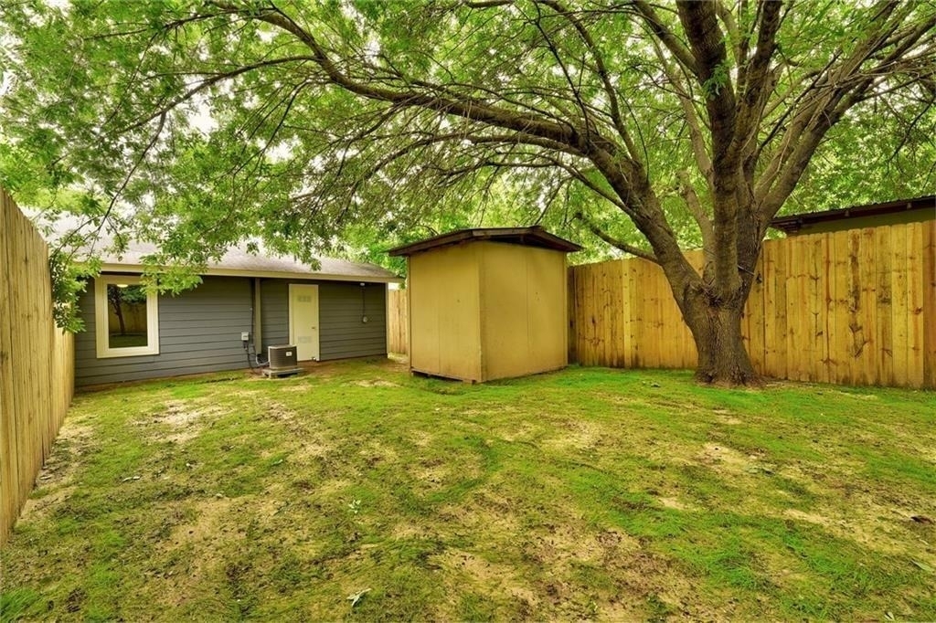 7504 Carver Ave - Photo 10