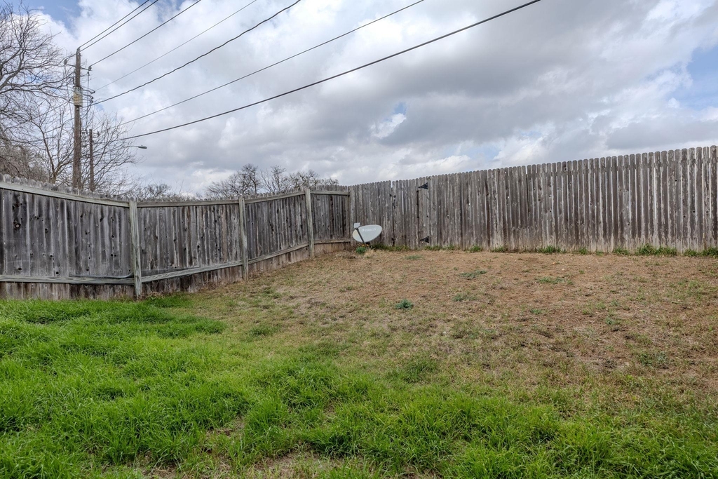 2630 Gwendolyn Ln - Photo 30