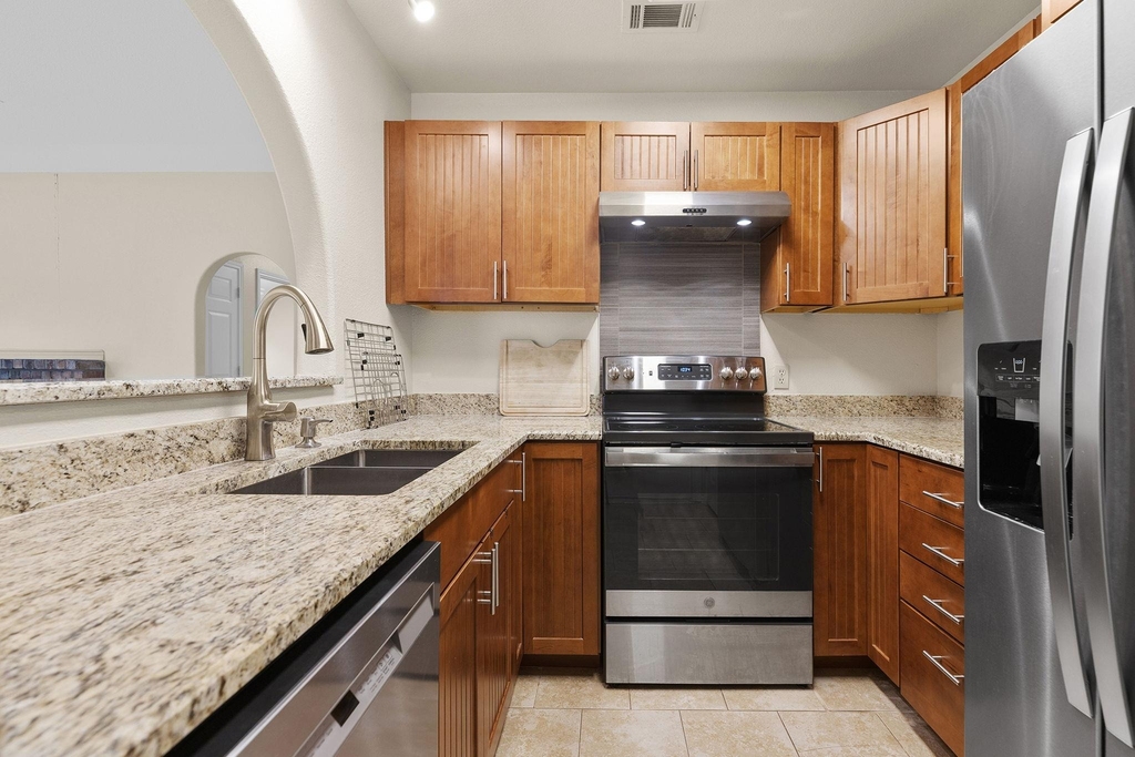 2630 Gwendolyn Ln - Photo 12