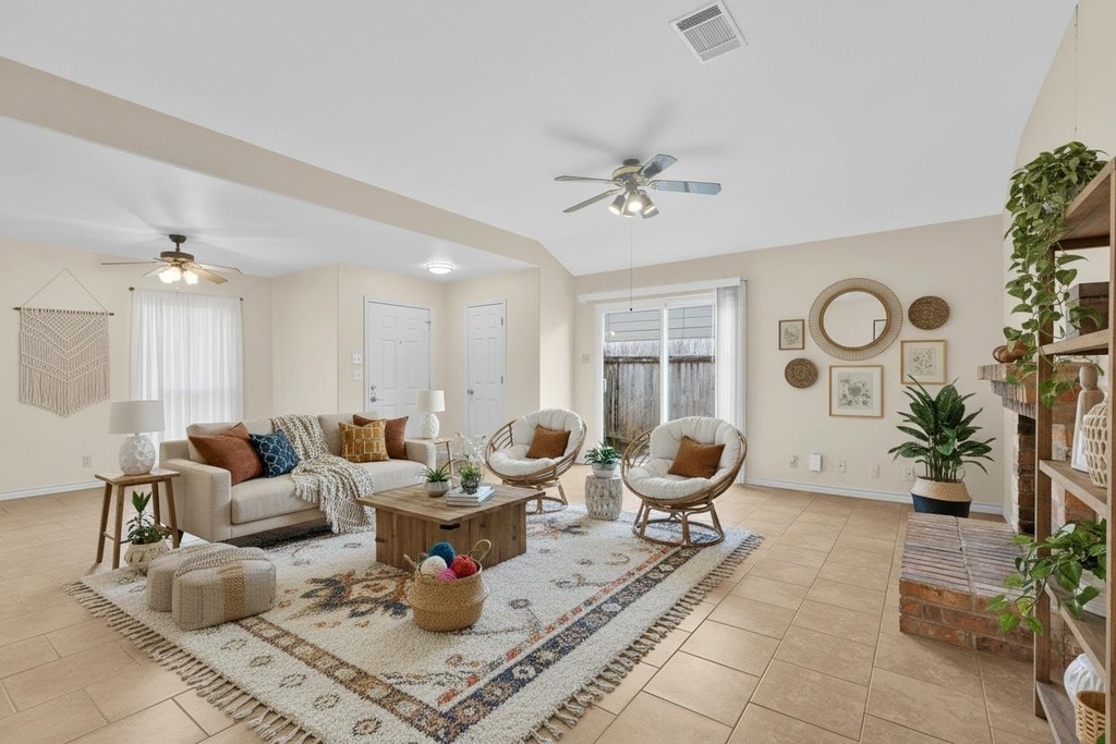 2630 Gwendolyn Ln - Photo 6