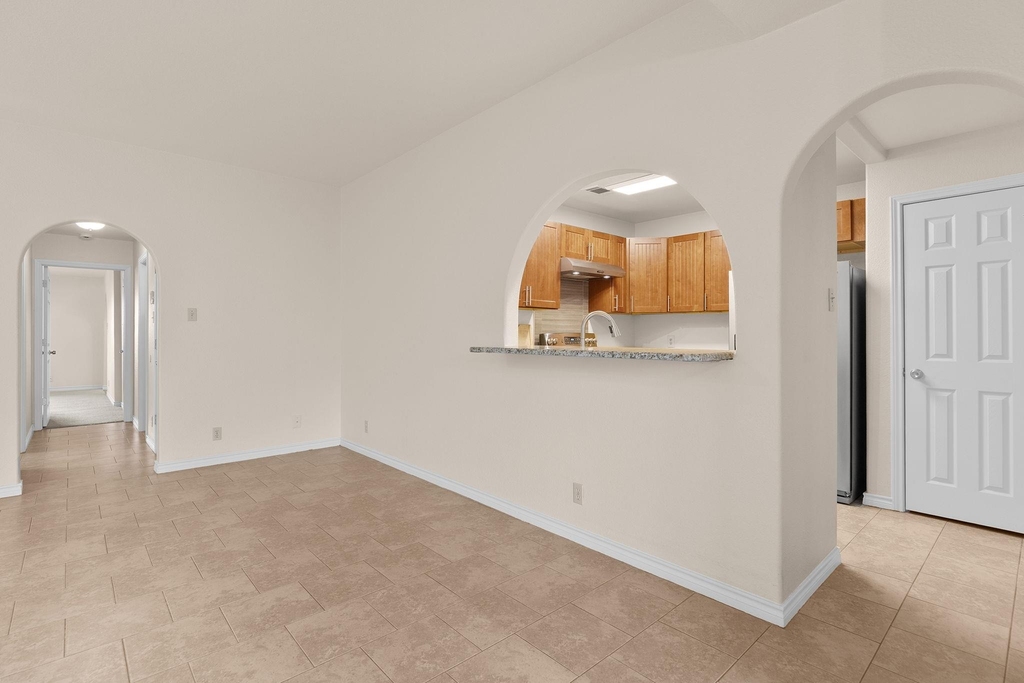 2630 Gwendolyn Ln - Photo 9