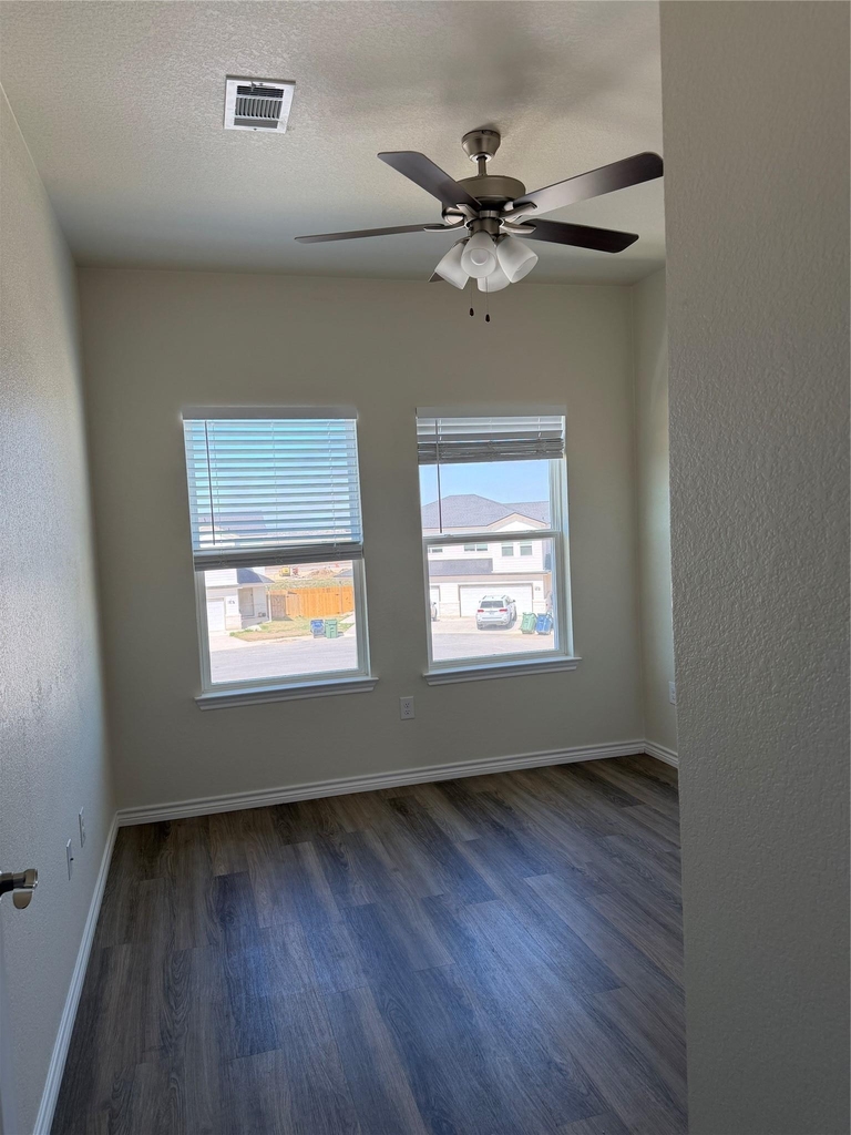 510 Whirlaway Dr - Photo 9