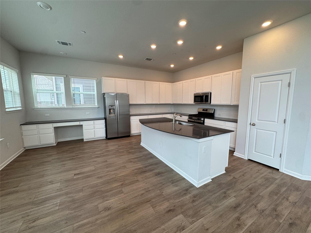 3000 Chisholm Trail Rd - Photo 4