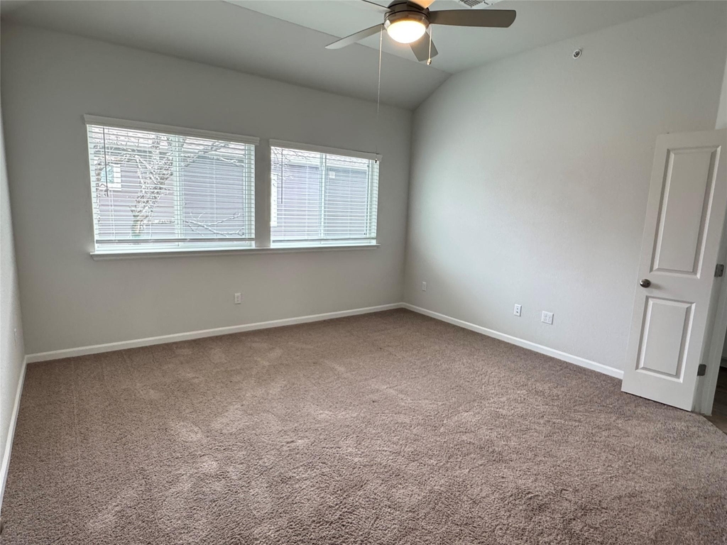3000 Chisholm Trail Rd - Photo 11
