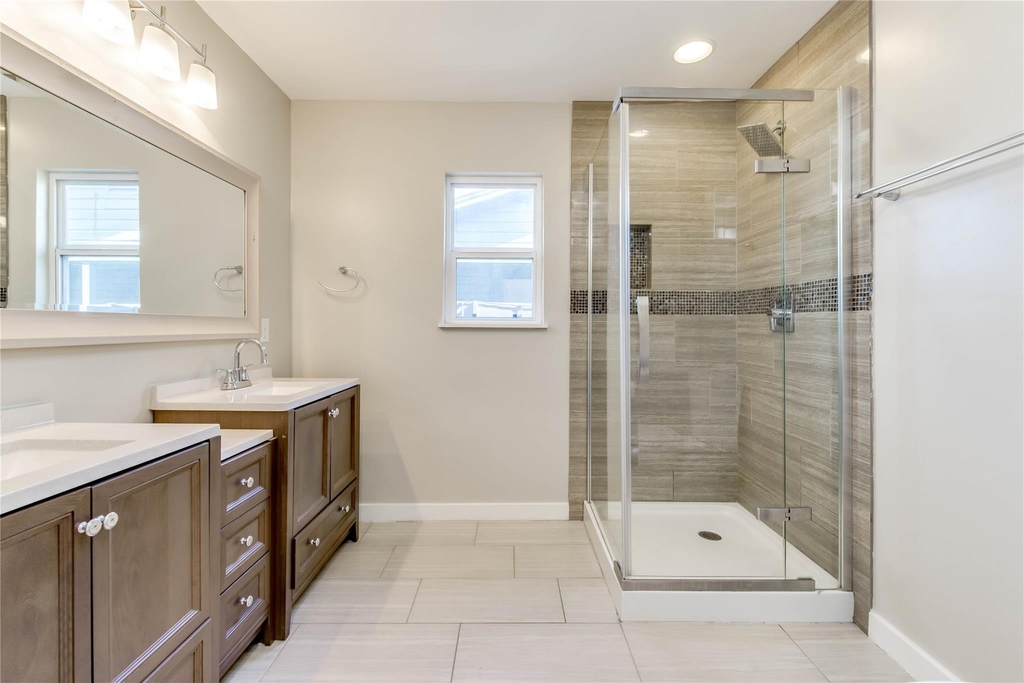 4702 Bandera Rd - Photo 7