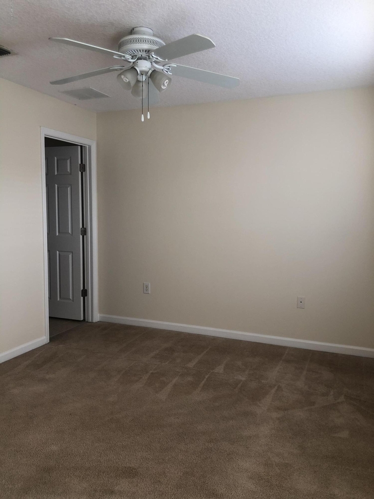 1521 Fieldview Drive - Photo 22