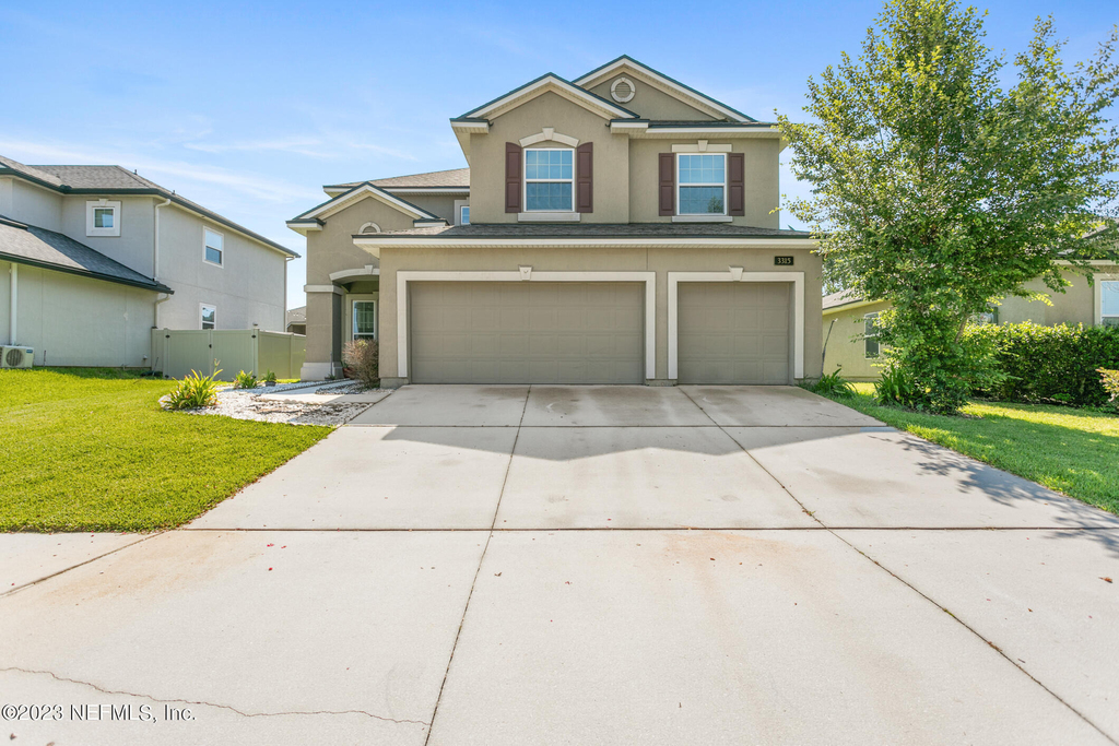 3315 Ridgeview Drive - Photo 0