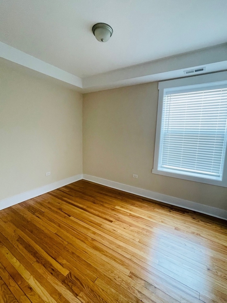 7408 N Hoyne Avenue - Photo 16