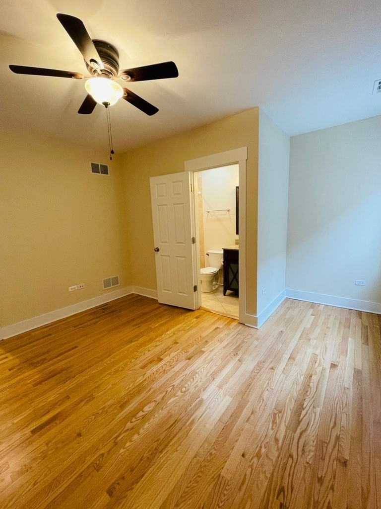 7408 N Hoyne Avenue - Photo 9