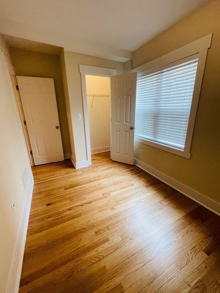 7408 N Hoyne Avenue - Photo 18